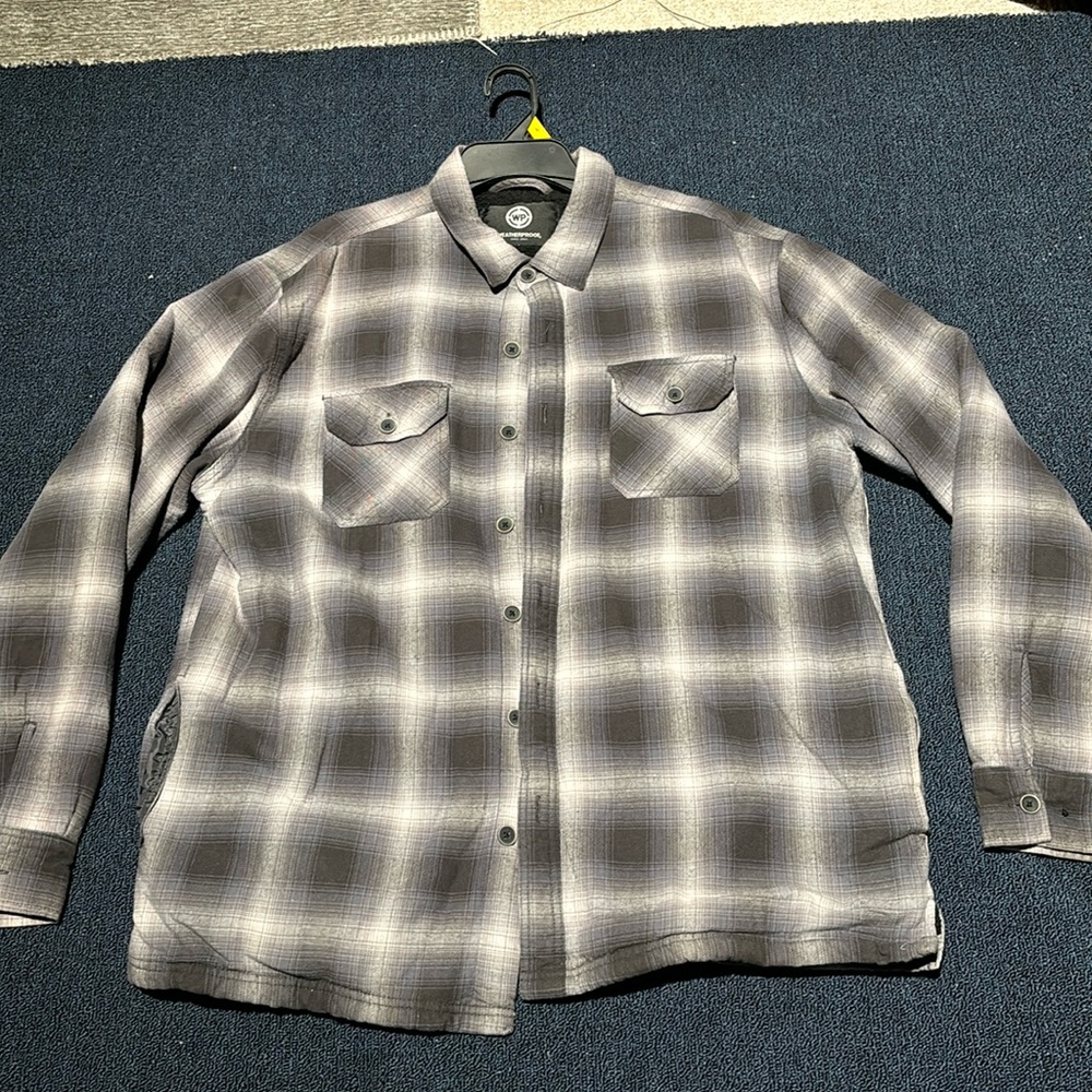 XL HEAVY DUTY GREY FLANNEL JACKET w/POCKETS!
